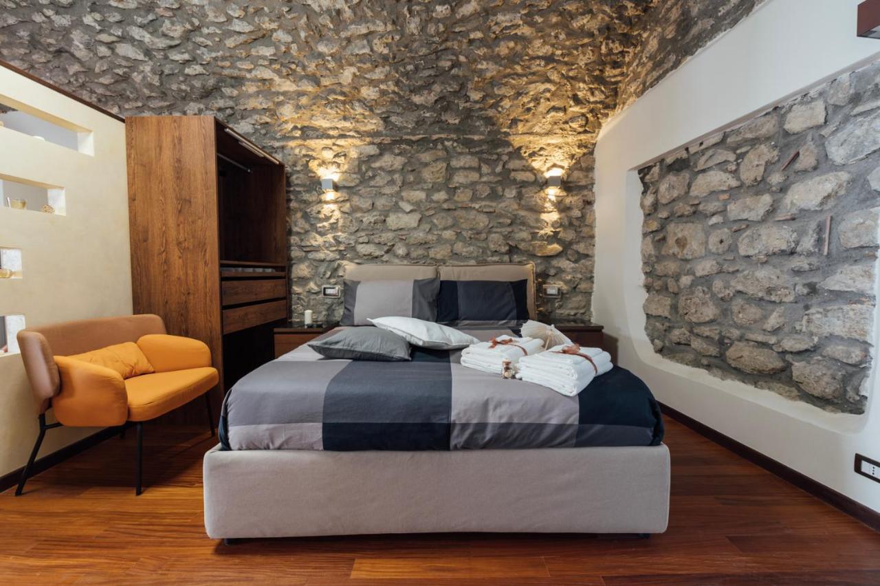 ホテル Vicolo72 Calitri エクステリア 写真