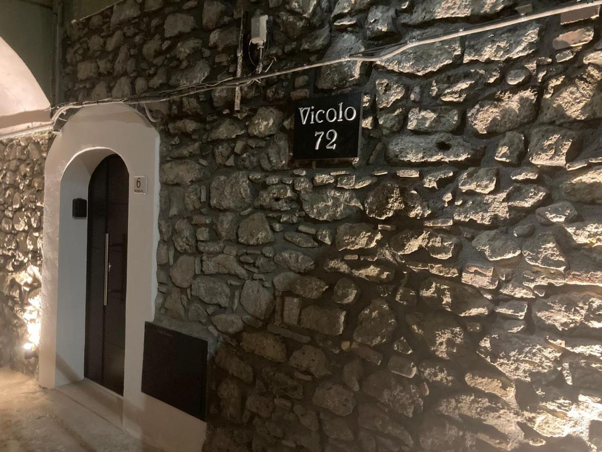 ホテル Vicolo72 Calitri エクステリア 写真