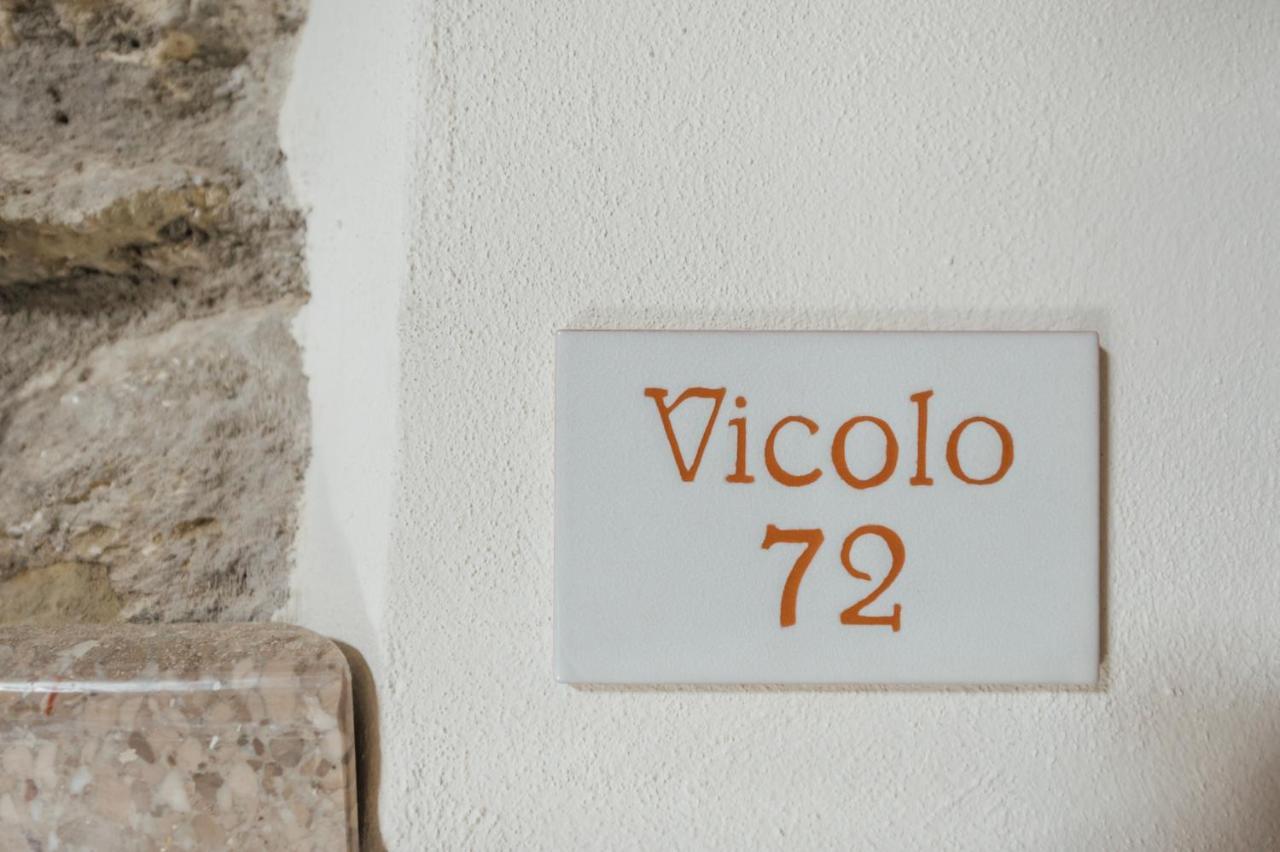 ホテル Vicolo72 Calitri エクステリア 写真